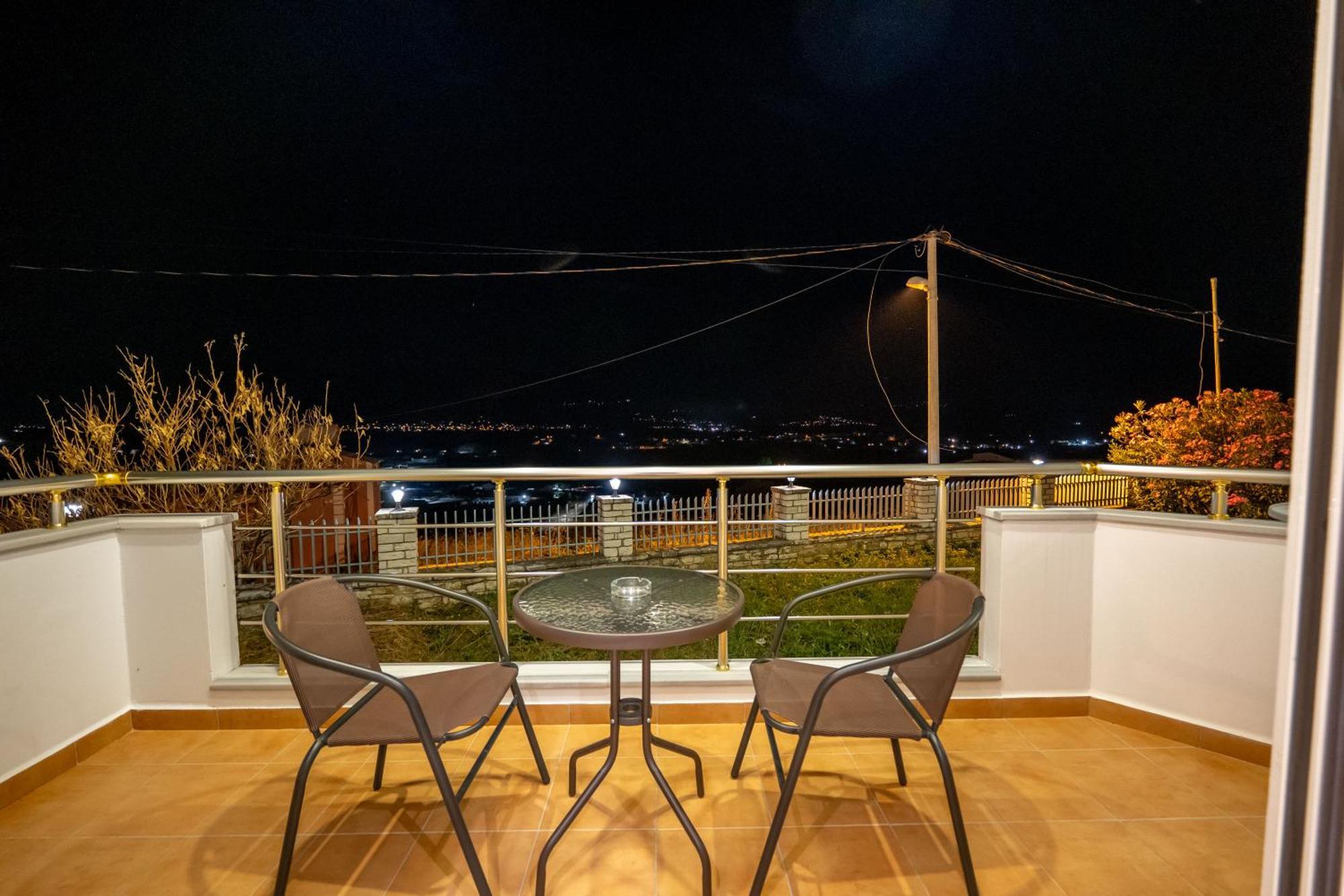 Villa Serenity Sarandë 部屋 写真